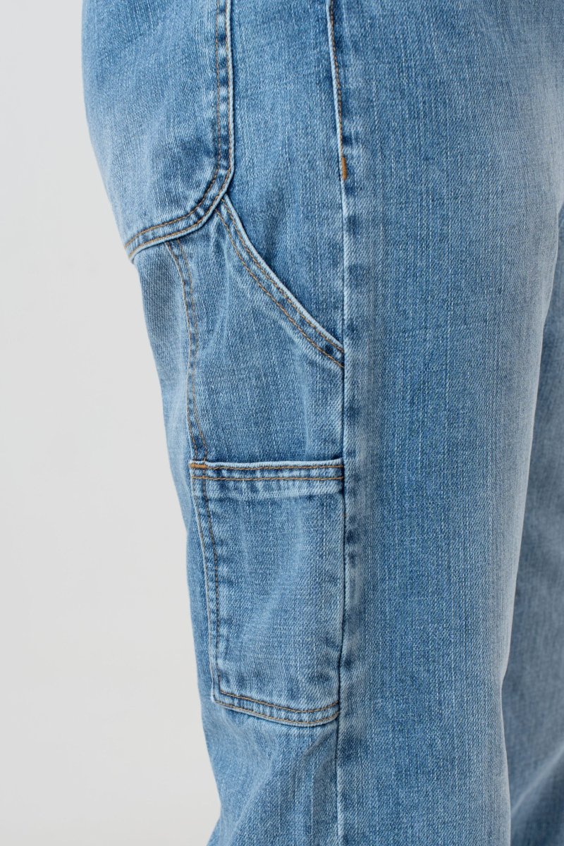 Salopette in Jeans Vita Alta e Fondo Ampio Lavaggio Chiaro - immagine 9