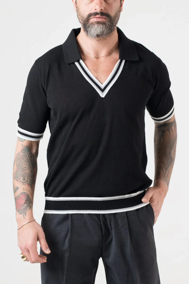Polo con Collo a V a Contrasto Nero e Grigio - immagine 3
