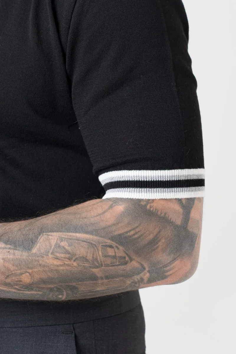 Polo con Collo a V a Contrasto Nero e Grigio - immagine 6