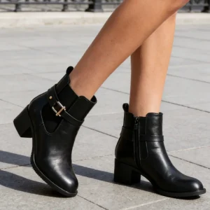 Stivaletti neri by Sofia dal 36 al 41