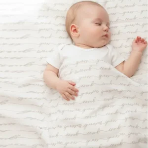 Copertina con bag GUESS in cotone logata unisex