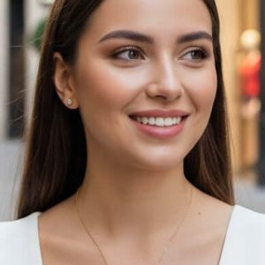 Collana Cecilia color oro zircone verde e trasparenti