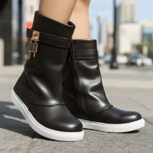 Stivaletti neri bambina con applicazione dal 31 al 36