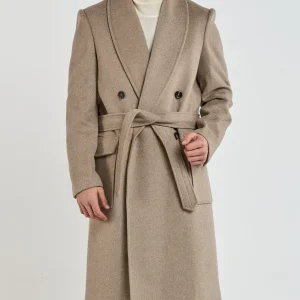 Cappotto Doppiopetto con Rever a Scialle Beige